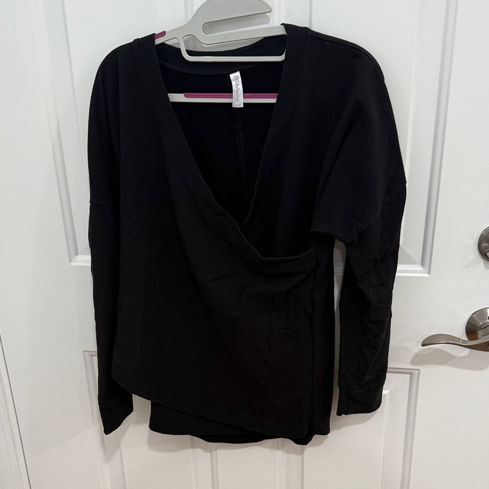 Belabumbum Black Long Sleeve Women's Top